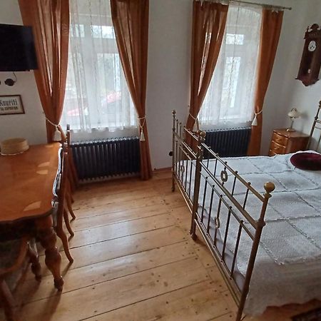 Zlata Leta - Apartmanovy Dum Jáchymov Exterior foto